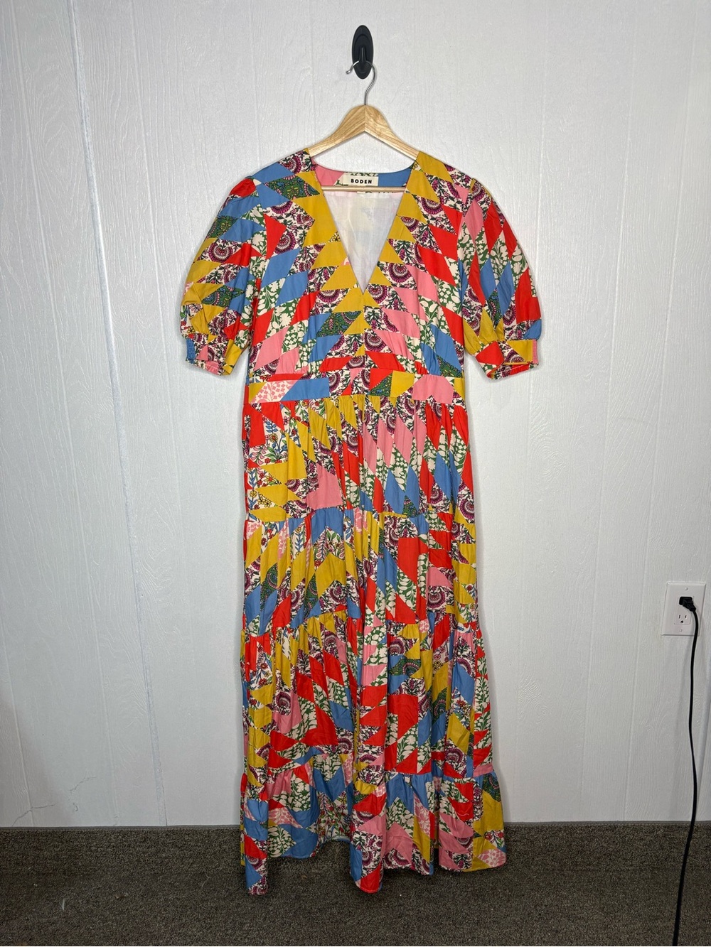 Boden Bella Puff Sleeve Geometric V Neck MIDI Dress Size US 14R - Picture 2 of 14